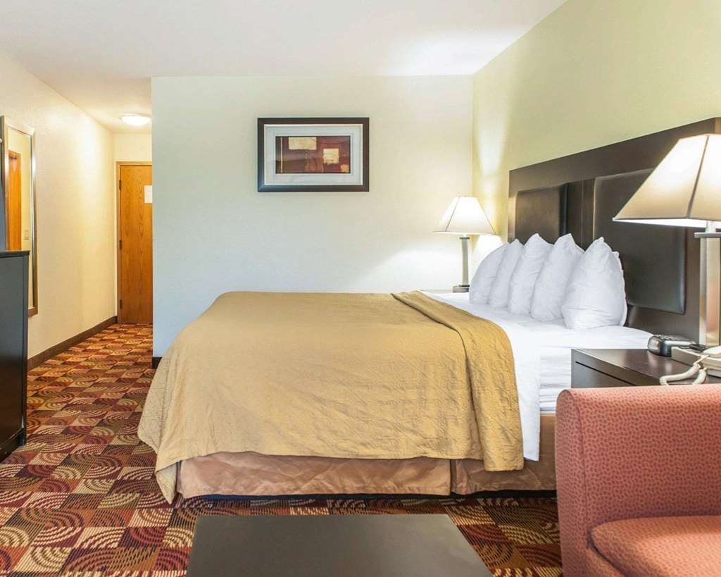 Quality Inn Bloomington Near University Phòng bức ảnh