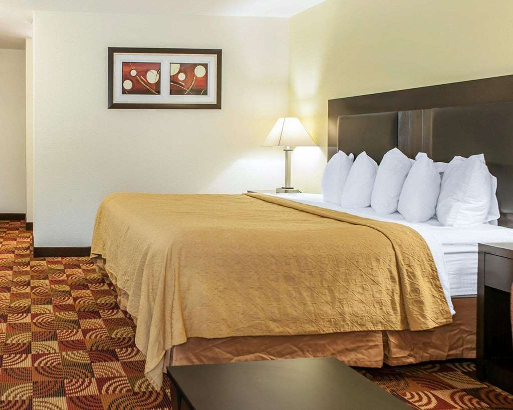 Quality Inn Bloomington Near University Phòng bức ảnh